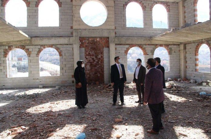 İl Müftüsü Erhan'dan camii inşaatlarında inceleme