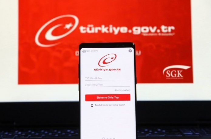 Bakan Selçuk; ‘SGK’ye ait 5 hizmet daha e-Devlet’ten sunulacak’