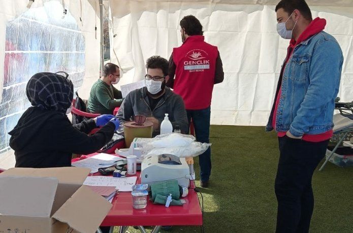 Gençlik’ten 18 Mart anısına kan bağışı