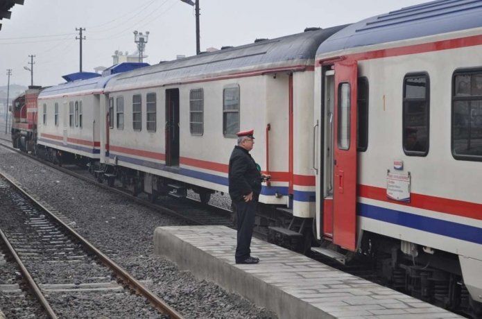 Halk tren seferlerinin yeniden başlayacak olmasını memnuniyetle karşıladı