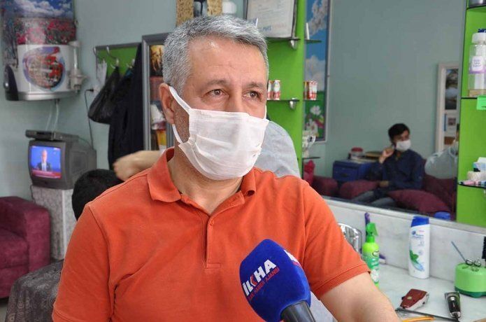 Kuaför ve berberlerde kapanma öncesi yoğunluk yaşandı