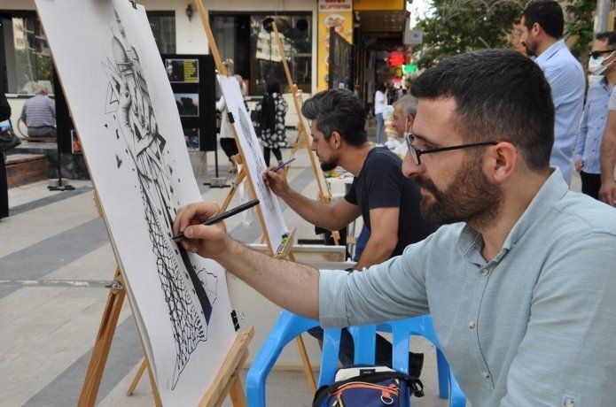 Batmanlılar "Kudüs’ün Rengi" resim sergisine son günde ilgi gösterdi