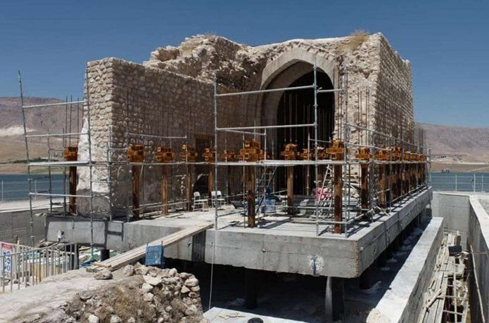 Hasankeyf’te tarihi Küçük Saray’ın yükseltme işlemi 6 metreye ulaştı