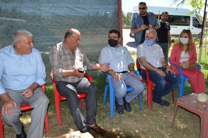 Gür, AK Parti Beşiri Teşkilatı ile bir araya geldi