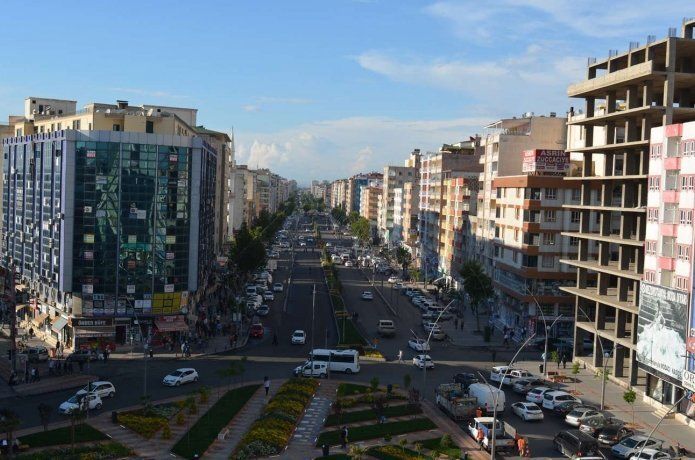 Batman’da aşı olmayanlara PCR testi zorunluluğu getirildi