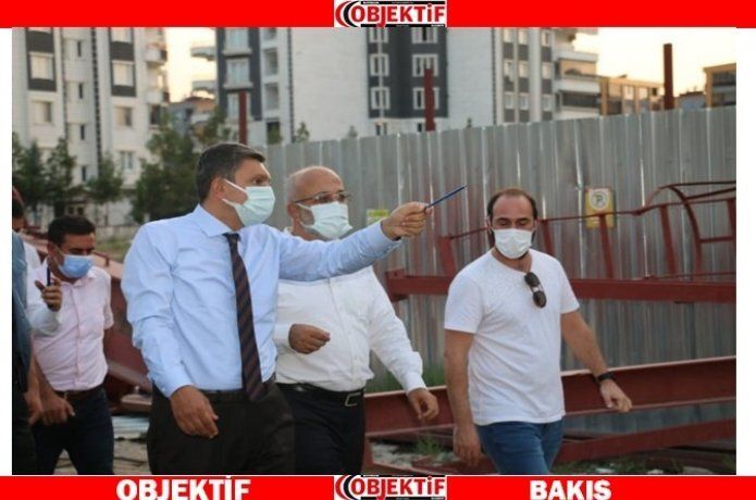 Vali Şahin, yaya ve araç trafiği için sahaya indi