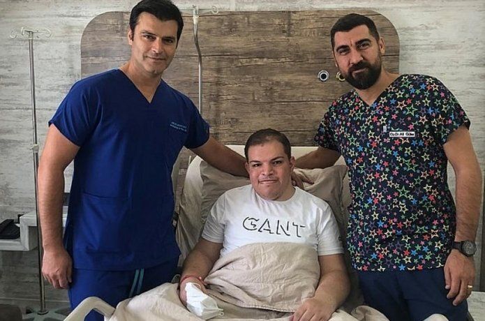 Yüksek riskli hasta Dünya Hastanesinde sağlığına kavuştu