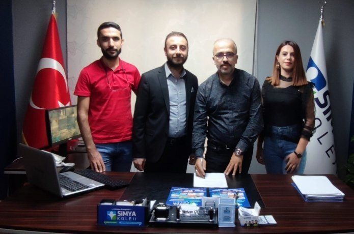 Özel Simya Kolejinden gazetecilere indirim jesti