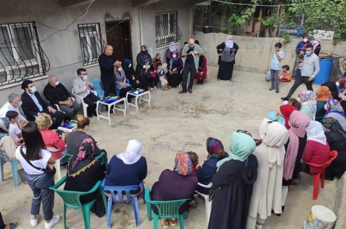 AK Parti'den mahalle ziyaretleri