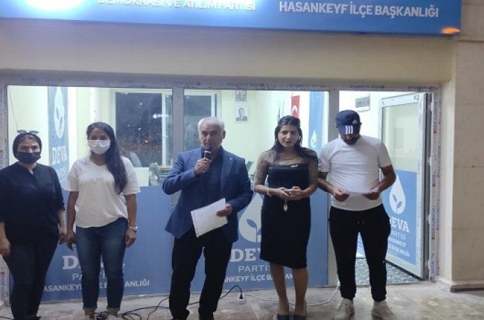 DEVA Partisi 3 dilden sordu