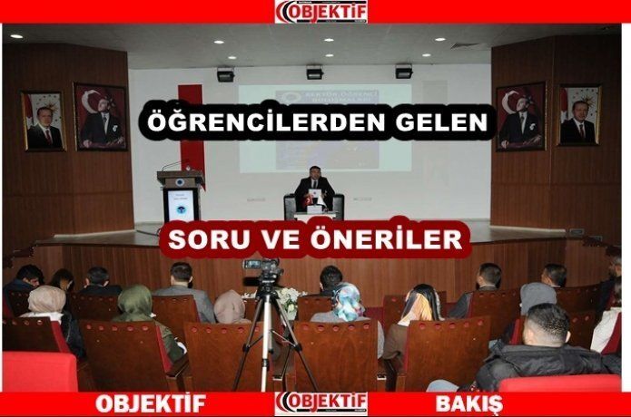 Üniversitede rektör-öğrenci buluşması