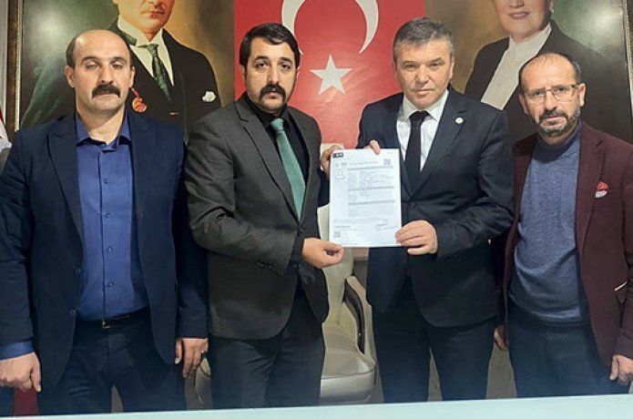 Emekli komutan, iyi Parti’ye katıldı