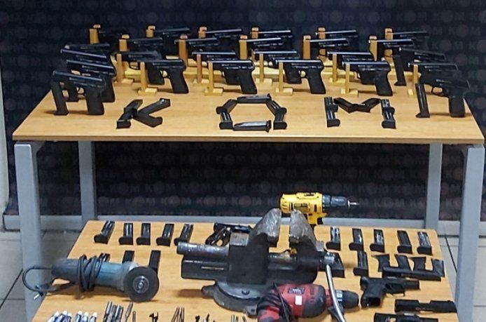 Silah kaçakçılarına operasyon