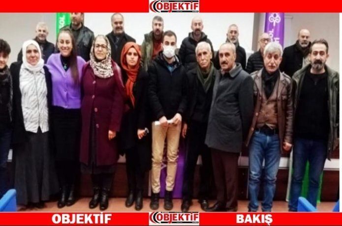 Yeşil Sol ve Gelecek Partisi ilk kongresini yaptı