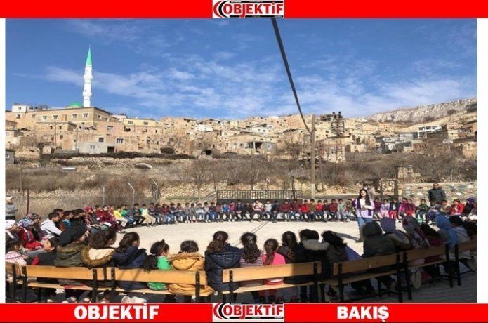 Yemişli'de öğrencilere masal