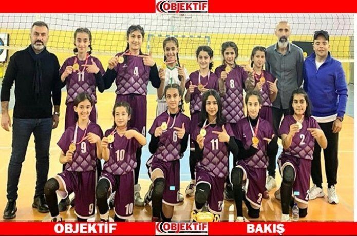 Küçük sultanlar yarı finalde
