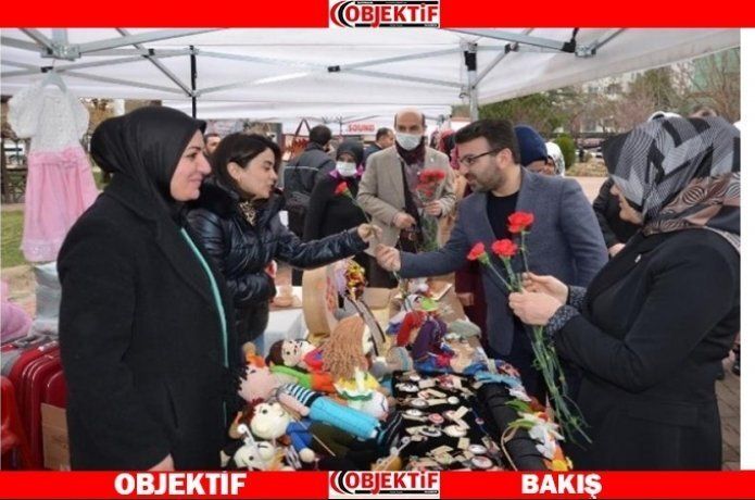 Gür kadınlar gününü kutladı