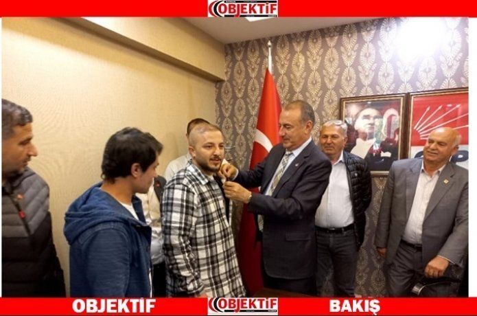 CHP’ye katılımlar sürüyor