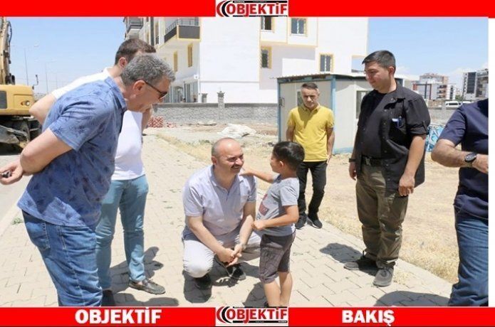 Vali Canalp, parkı inceleyip, mahalleliyle sohbet etti