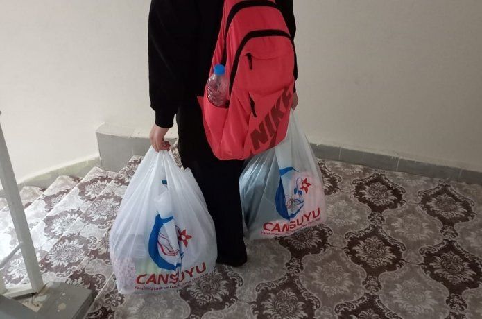 Cansuyu'andan 220 muhtaç aileye yardım