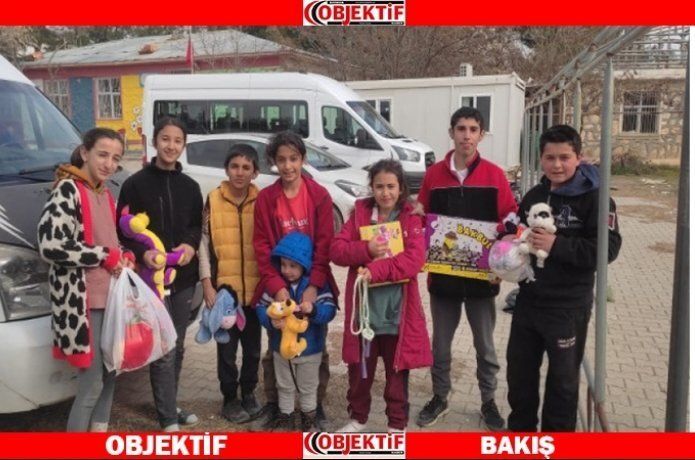 MHP'li gençler deprem bölgesınde