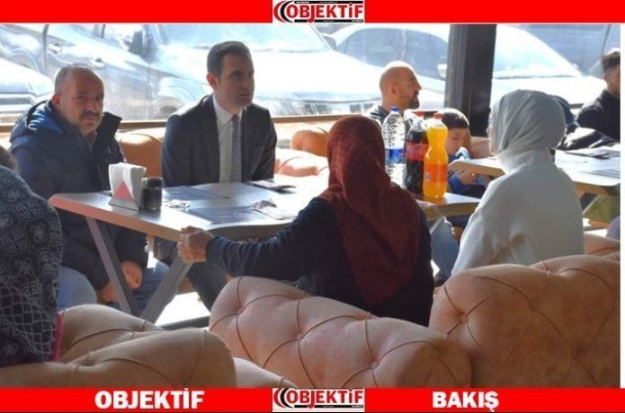 Kaymakam Mete, depremzede ailelerle bir aradaydı