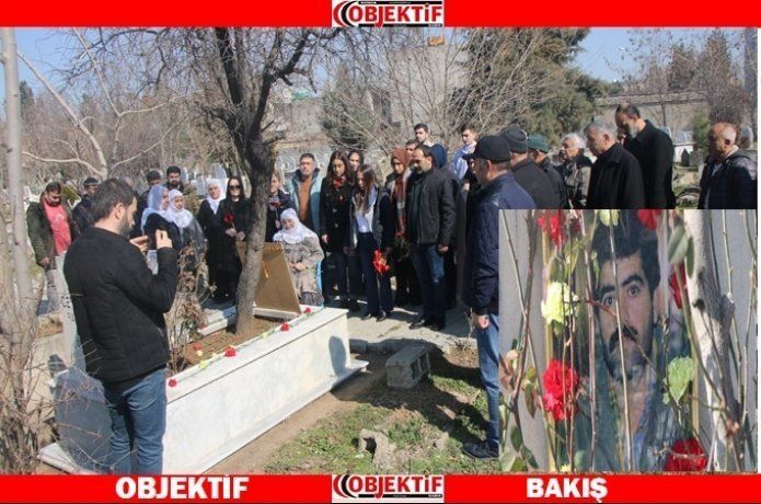 Mezarı başında anıldı