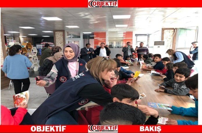 Depremzede çocukların sevinci
