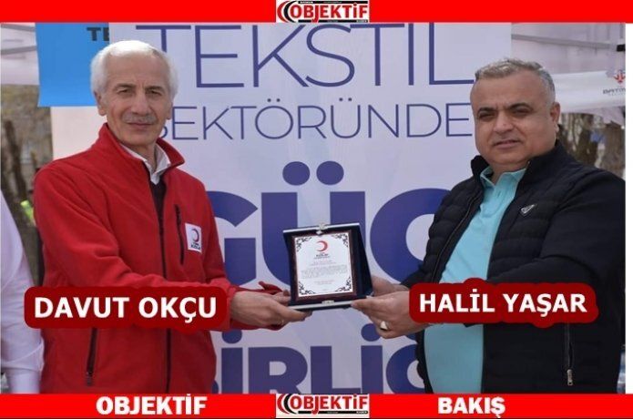 Kızılay'dan TEKSİAD'a plaket