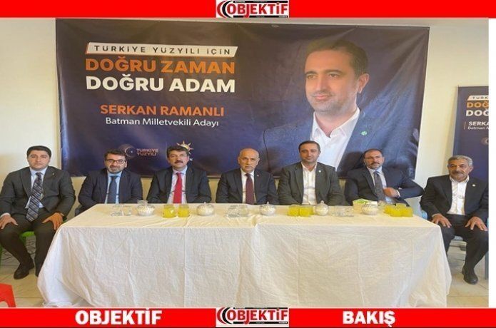 Bakan kirişçi Ramanlı'nın seçim lokalinde