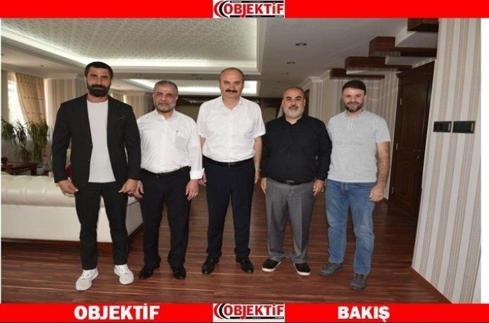 Batman bağımsız Gazeteciler Derneği Vali Canalp'ı ziyaret etti