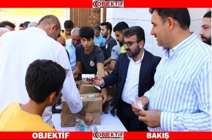 AK Parti'den aşure ikramı