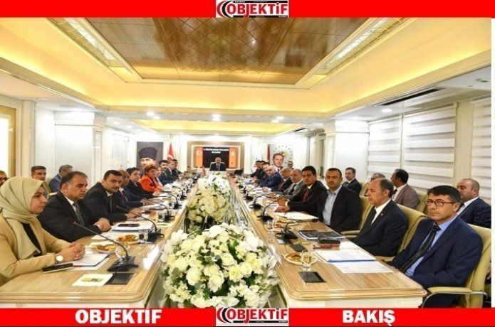 Valilikte şafak toplantısı