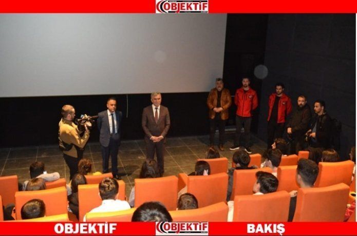 Emniyet’ten lise öğrencilerine sinema etkinliği