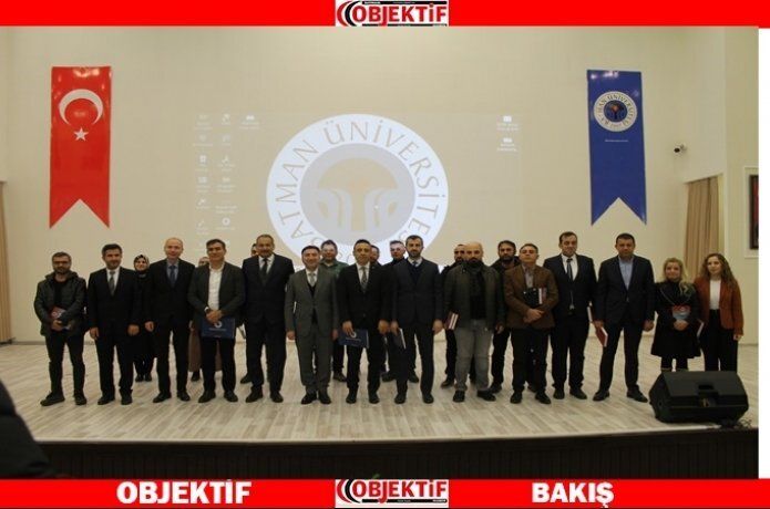 Üniversitede kitap lansmanı