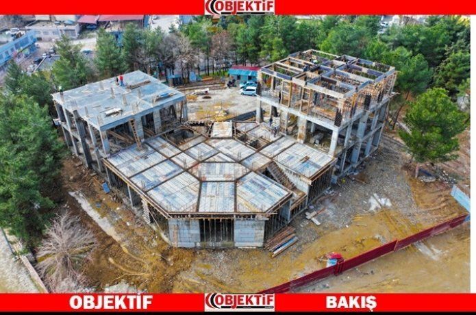 Beşiri hükümet konağı inşaatı devam ediyor