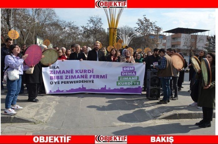 Dünya anadil günü için yürüdüler
