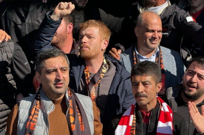 DEM Parti ‘bu foto’ için inceleme başlattı