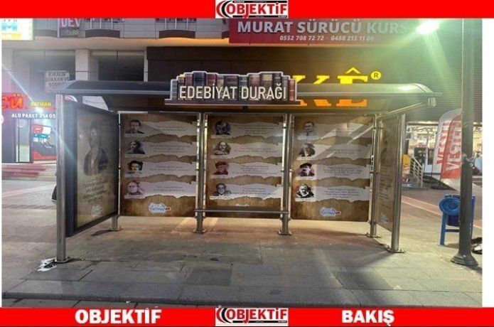 Tematik konsept duraklarla sanat ve bilgiyi sokaklara taşıyor