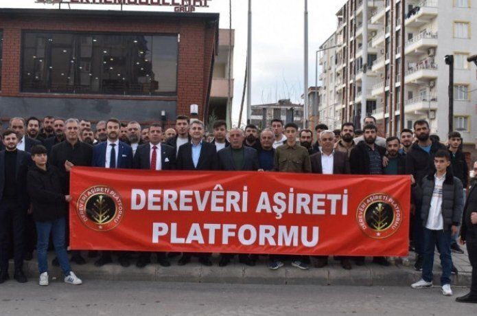 Ekremoğulları ve Dereveri aşireti Ak Parti’ye geçti
