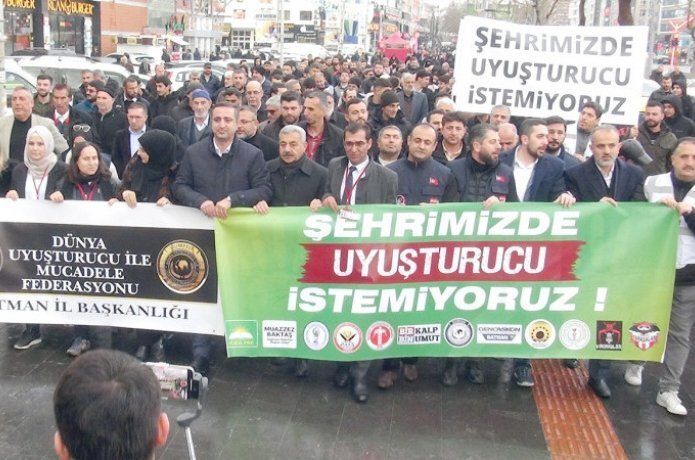 Uyuşturucuya karşı yürüdüler
