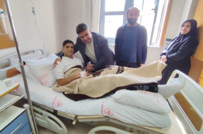 SP adayı Onat hastaları ziyaret etti