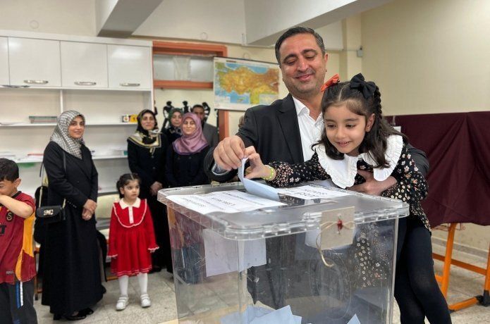 Ramanlı, kızıyla beraber oyunu kullandı