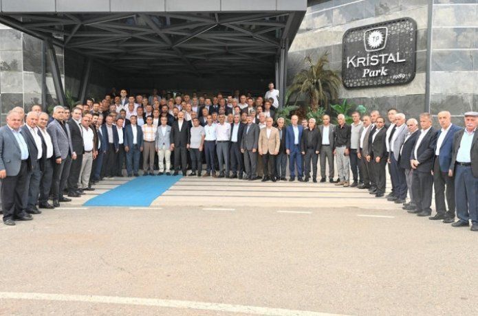 Eski muhtarlar ağırlandı