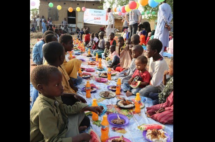 Cansuyu’ndan Afrika’daki yetimlerle buluşma