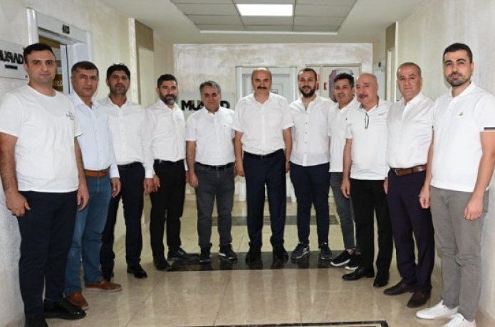Vali Canalp MÜSİAD’ı ziyaret etti