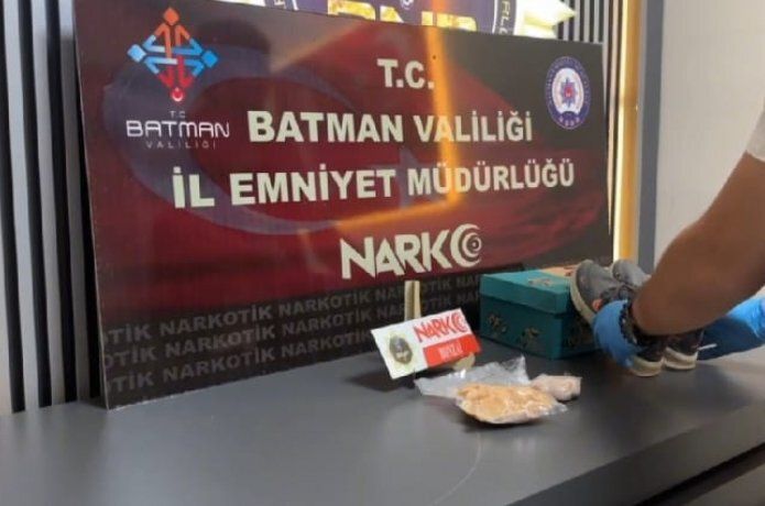 Otobüs yolcusunda uyuşturucu yakalandı. Zanlı tutuklandı