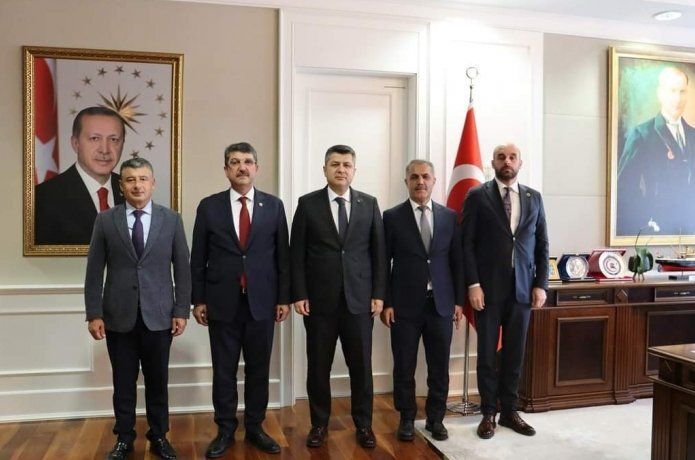 Milletvekili Nasıroğlu ve beraberindeki heyet sağlık bakanı yardımcısını ziyaret etti