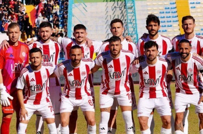 Adana deplasmanında liderliği kaybetti