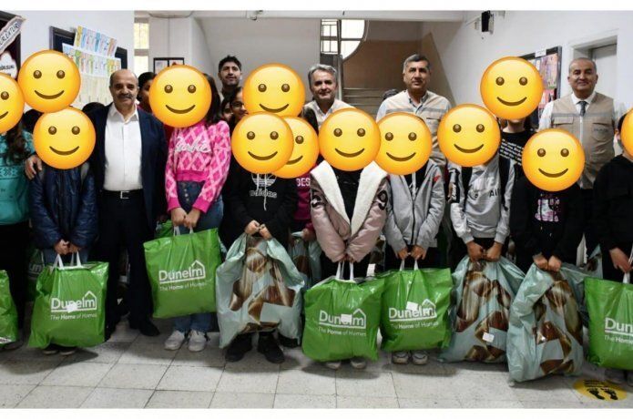 MÜSİAD’dan 900 öğrenciye giyim yardımı